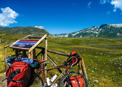 Viaggio-nella-Storia-dAbruzzo-Campo-Imperatore